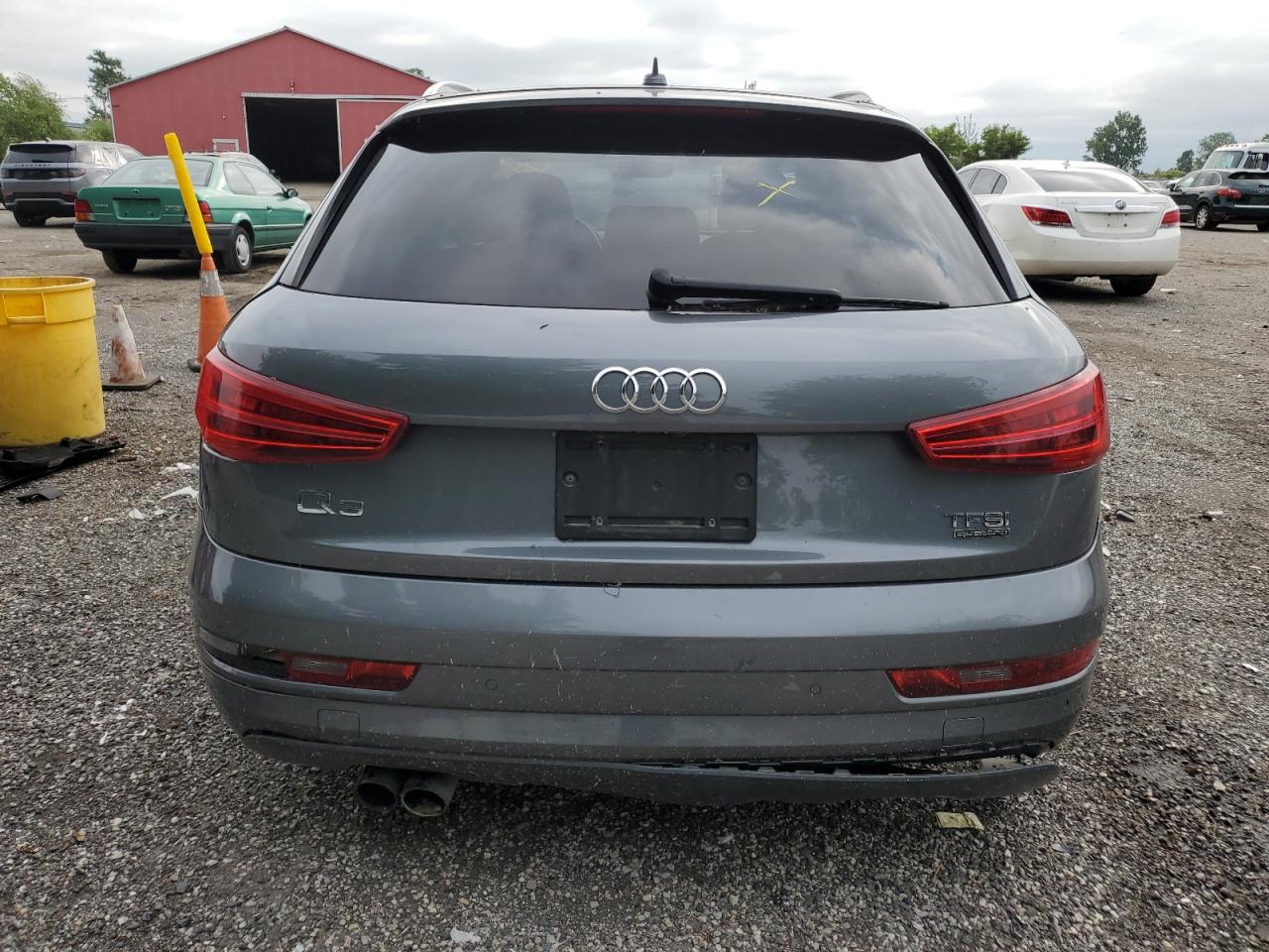 AUDI Q3 PREMIUM PLUS