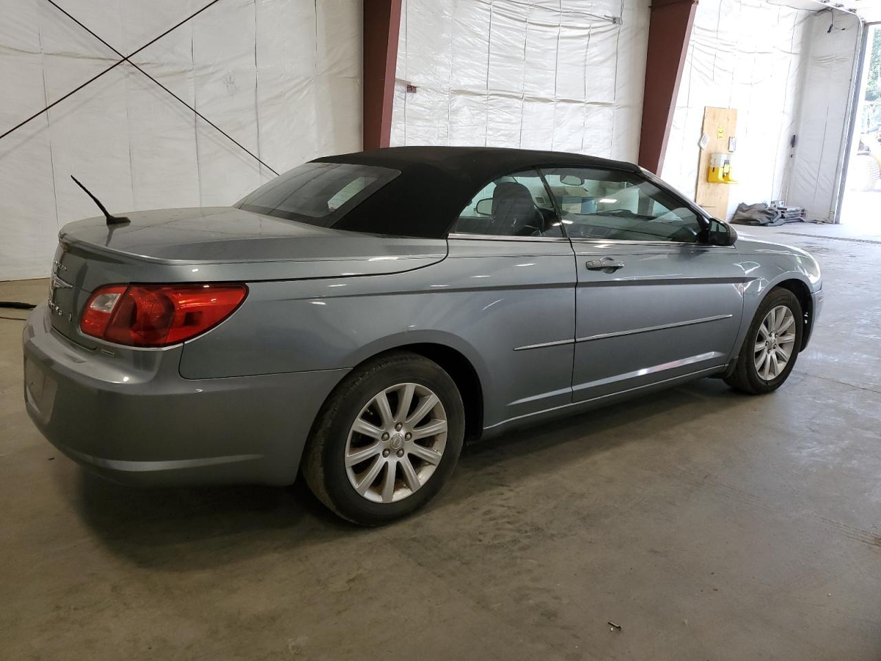 Lot #2907095749 2010 CHRYSLER SEBRING TO