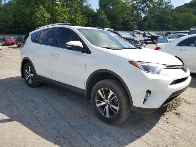 VIN JTMRFREV5HJ132062 2017 Toyota RAV4, Xle no.4