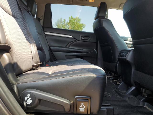 2018 TOYOTA HIGHLANDER - 5TDBZRFH5JS811002