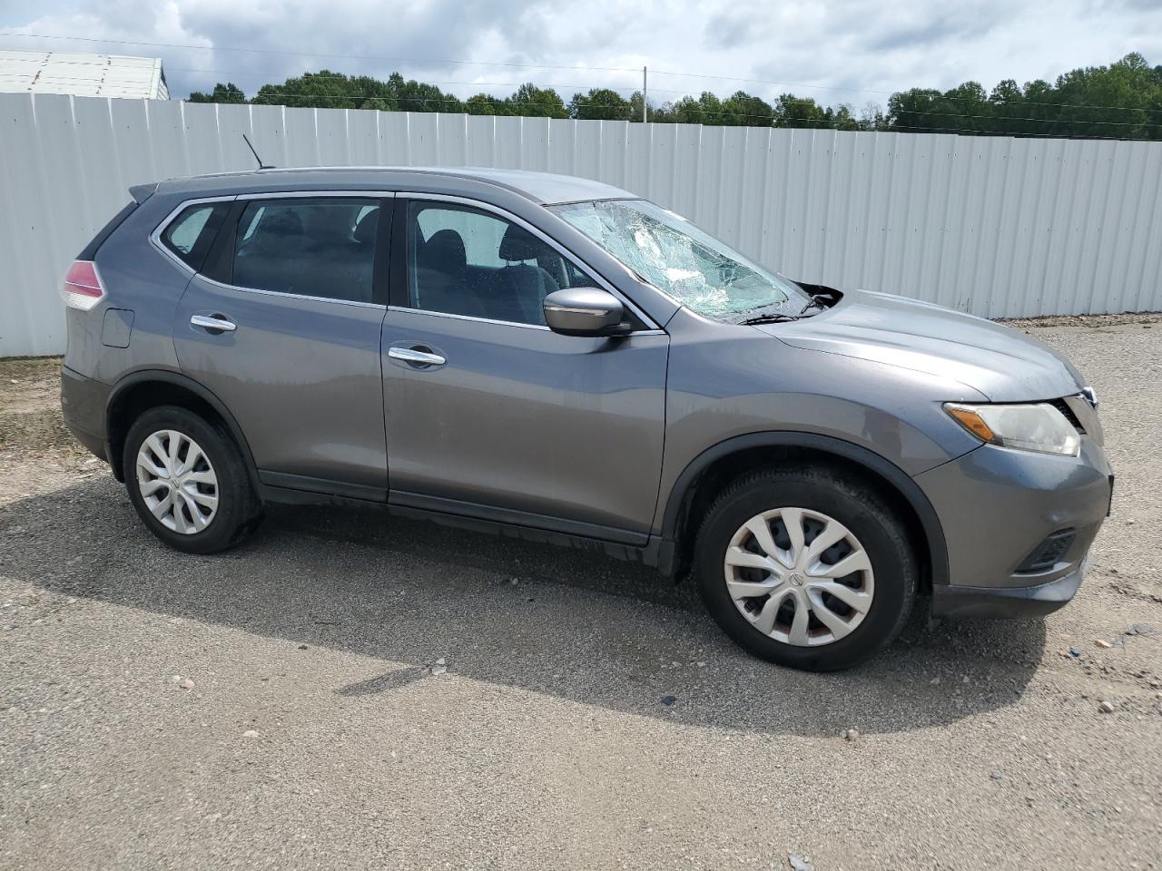 Lot #2996216396 2015 NISSAN ROGUE S