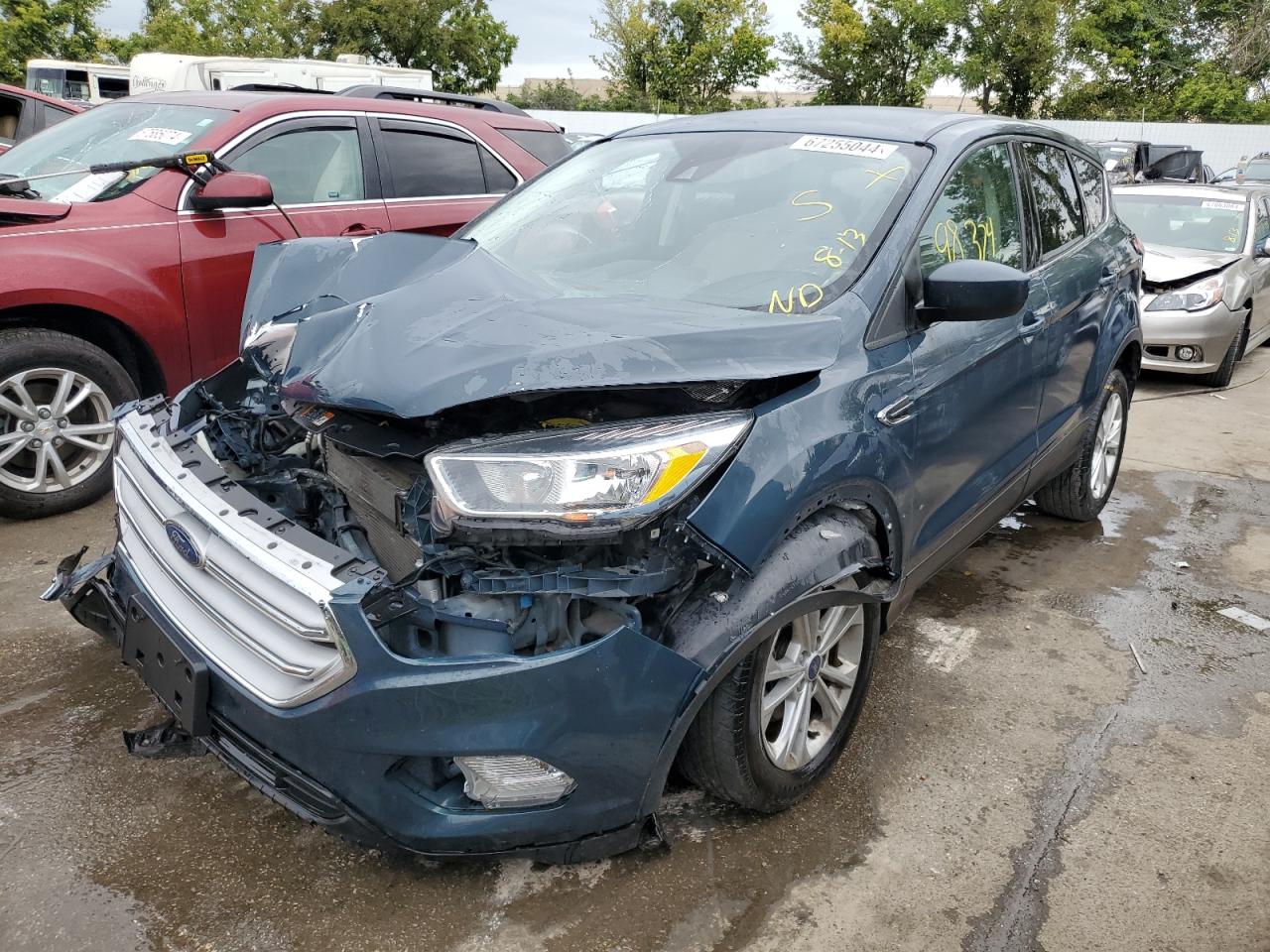 1FMCU0GD0KUA18855 FORD ESCAPE SE 2019