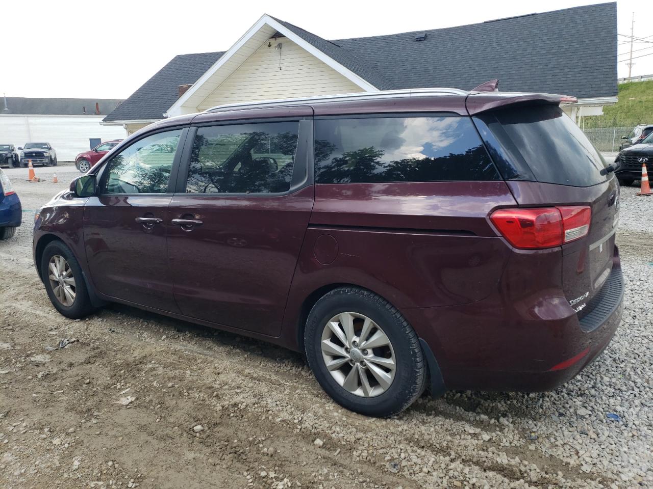 KIA SEDONA LX 2016 burgundy sports v gas KNDMB5C19G6145011 photo #3