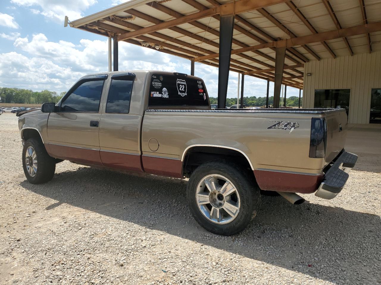 Lot #2787038243 1997 GMC SIERRA K15