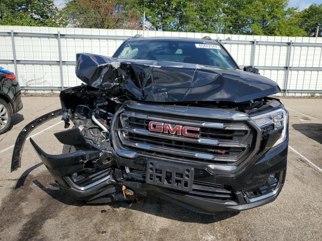 Lot #2892543824 2023 GMC TERRAIN AT