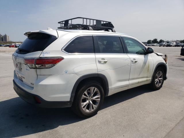 VIN 5TDKKRFH8FS111471 2015 Toyota Highlander, Xle no.3