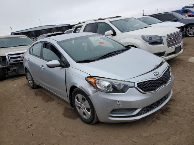 VIN KNAFK4A66F5418957 2015 KIA Forte, LX no.4