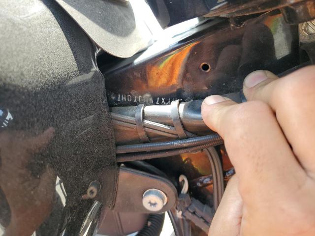 2001 HARLEY-DAVIDSON FLHPI - 1HD1FHW1X1Y633236