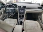 VOLKSWAGEN PASSAT S photo