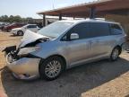 TOYOTA SIENNA XLE photo