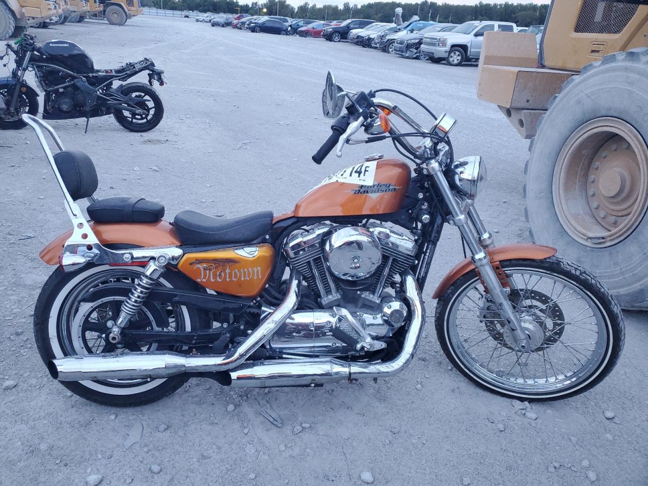 Harley Davidson Seventy-Two 2014 XL1200V