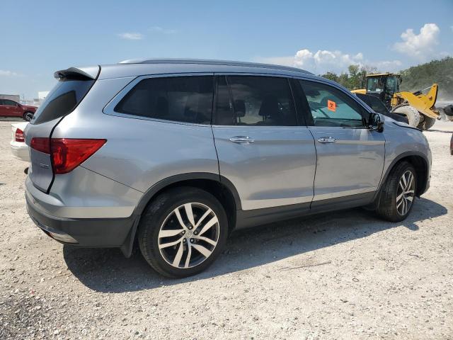 2017 HONDA PILOT TOUR - 5FNYF5H90HB034101