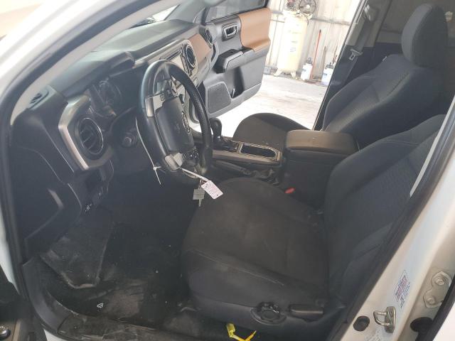 VIN 5TFAX5GN6JX127469 2018 Toyota Tacoma, Double Cab no.7