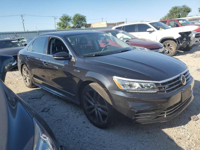 2017 VOLKSWAGEN PASSAT R-L - 1VWDT7A31HC074576