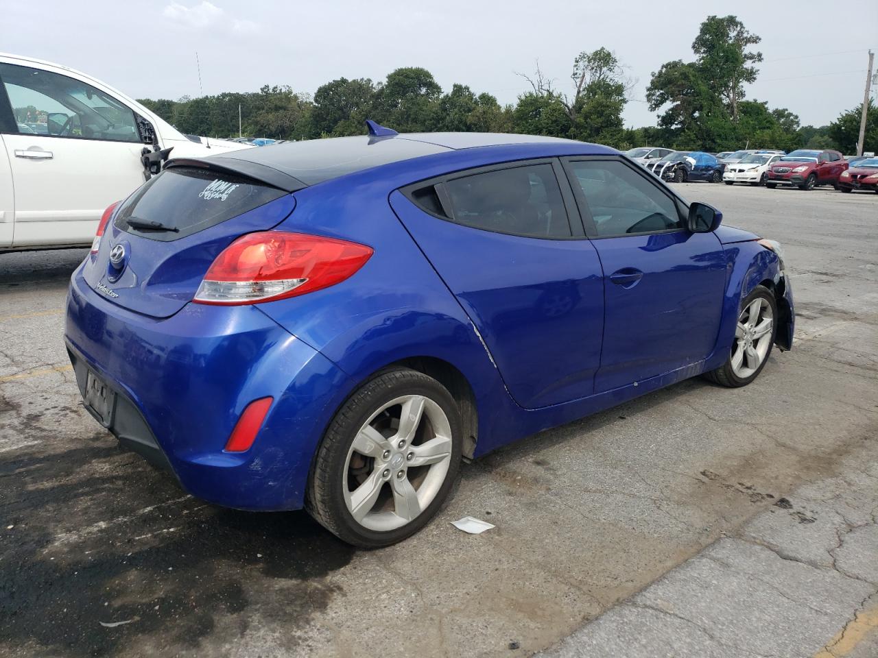 Lot #2955507499 2013 HYUNDAI VELOSTER