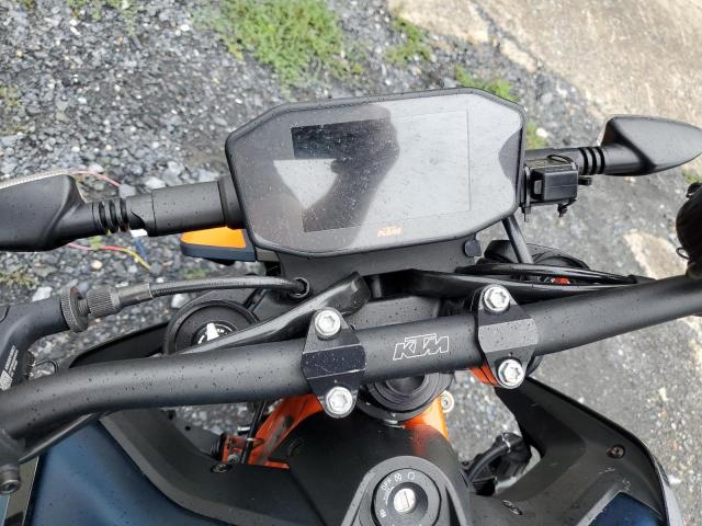 2022 KTM 890 DUKE R - VBKTU9408NM830451