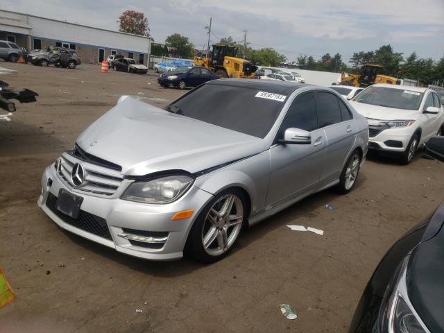 VIN WDDGF8AB9DA803391 2013 Mercedes-Benz C-Class, 3... no.1