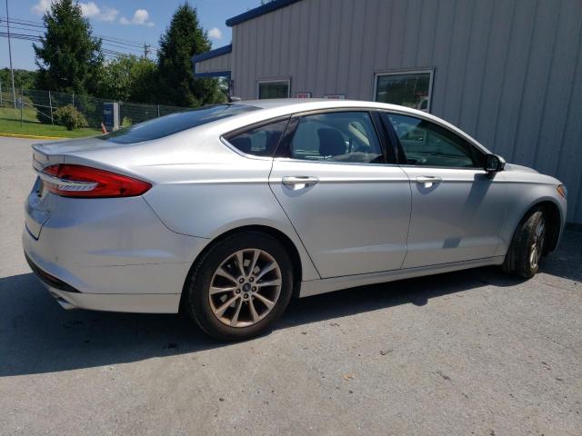 VIN 3FA6P0H7XHR107596 2017 Ford Fusion, SE no.3