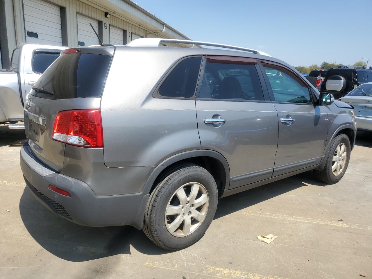 Lot #2833819057 2011 KIA SORENTO BA