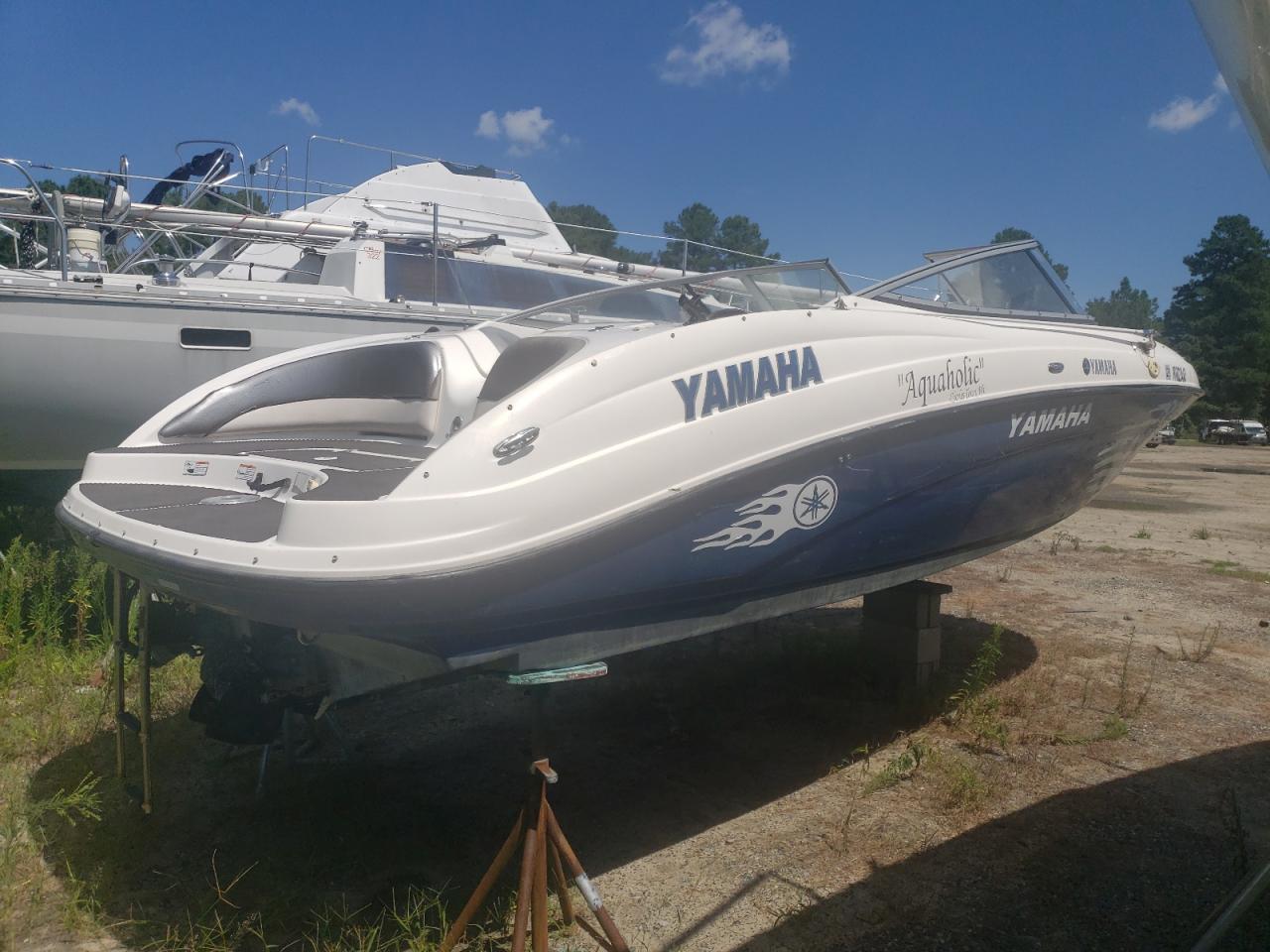 Lot #2831516389 2011 YAMAHA BOAT