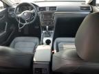 VOLKSWAGEN PASSAT SE photo