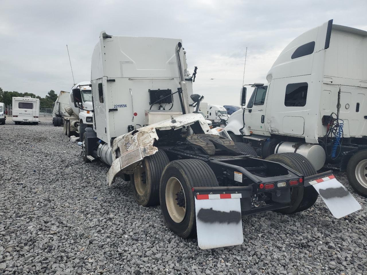 Lot #2786780525 2023 MACK ANTHEM