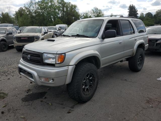 TOYOTA 4RUNNER SR