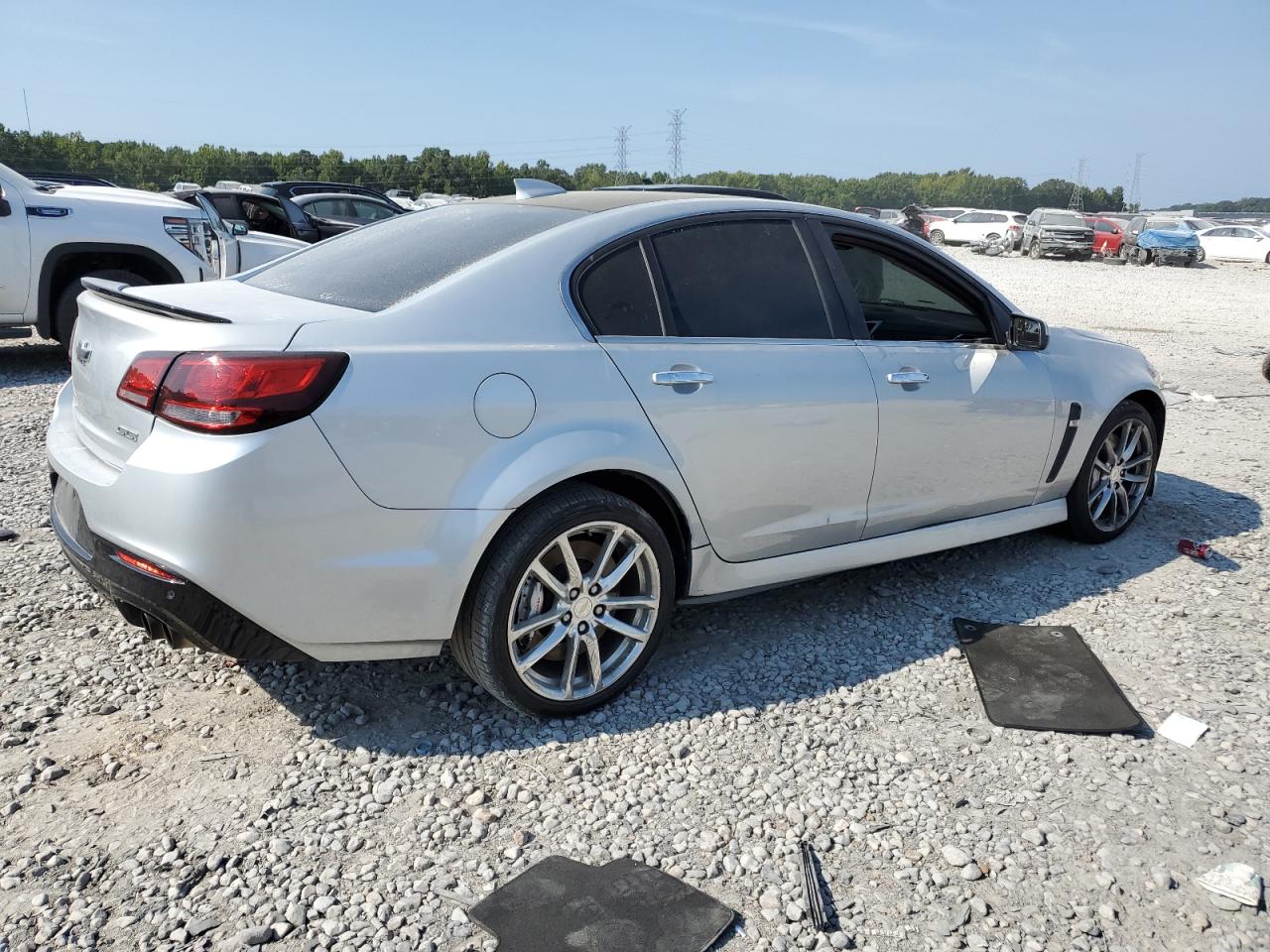 CHEVROLET SS 2015 silver sedan 4d gas 6G3F15RW3FL102236 photo #4