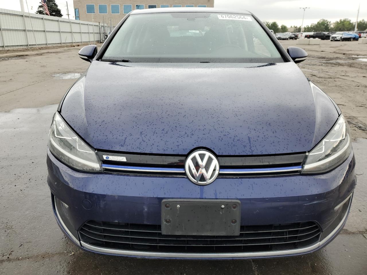 Lot #2907653602 2017 VOLKSWAGEN E-GOLF SE