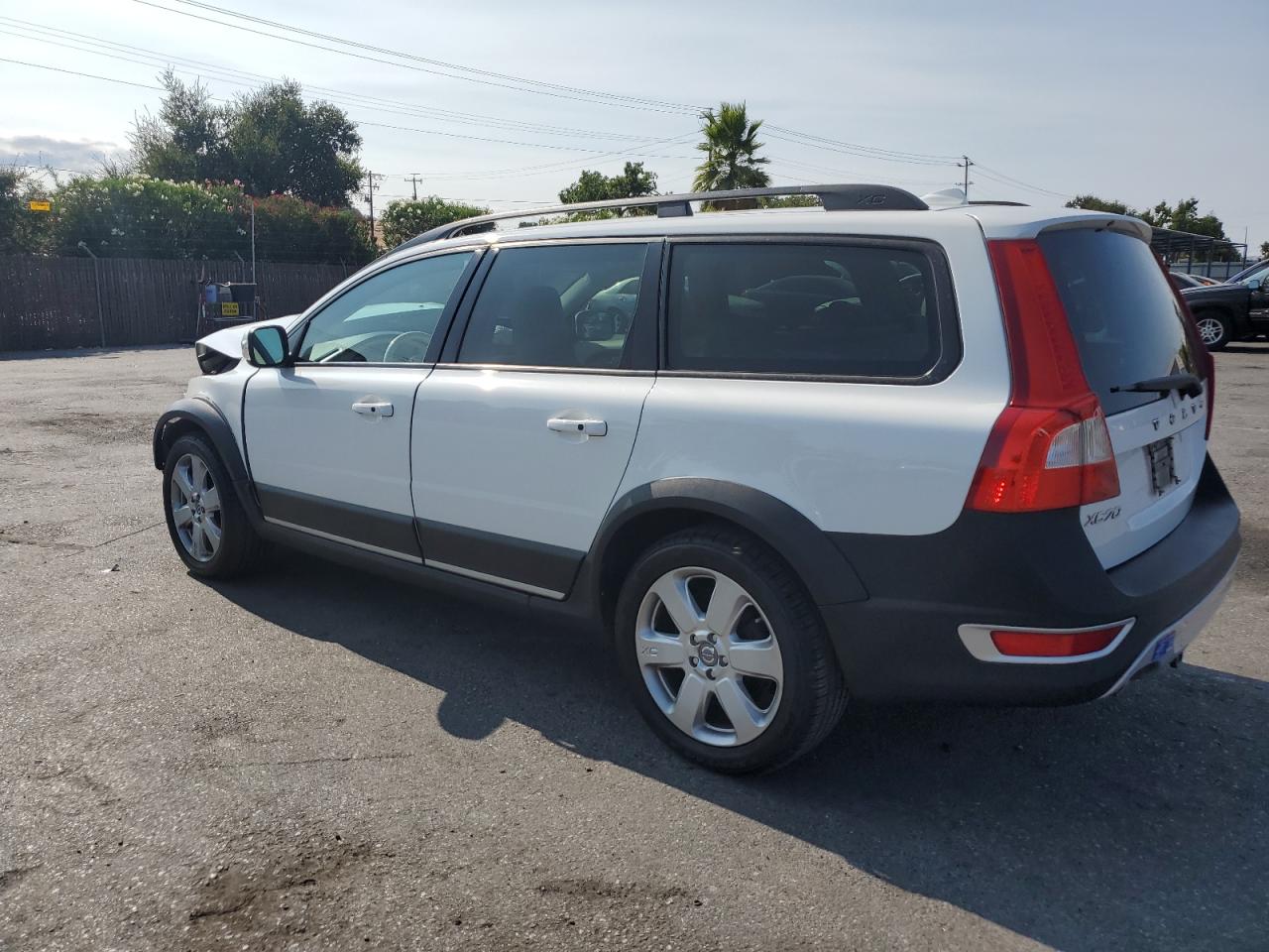 Lot #3052270588 2009 VOLVO XC70 T6