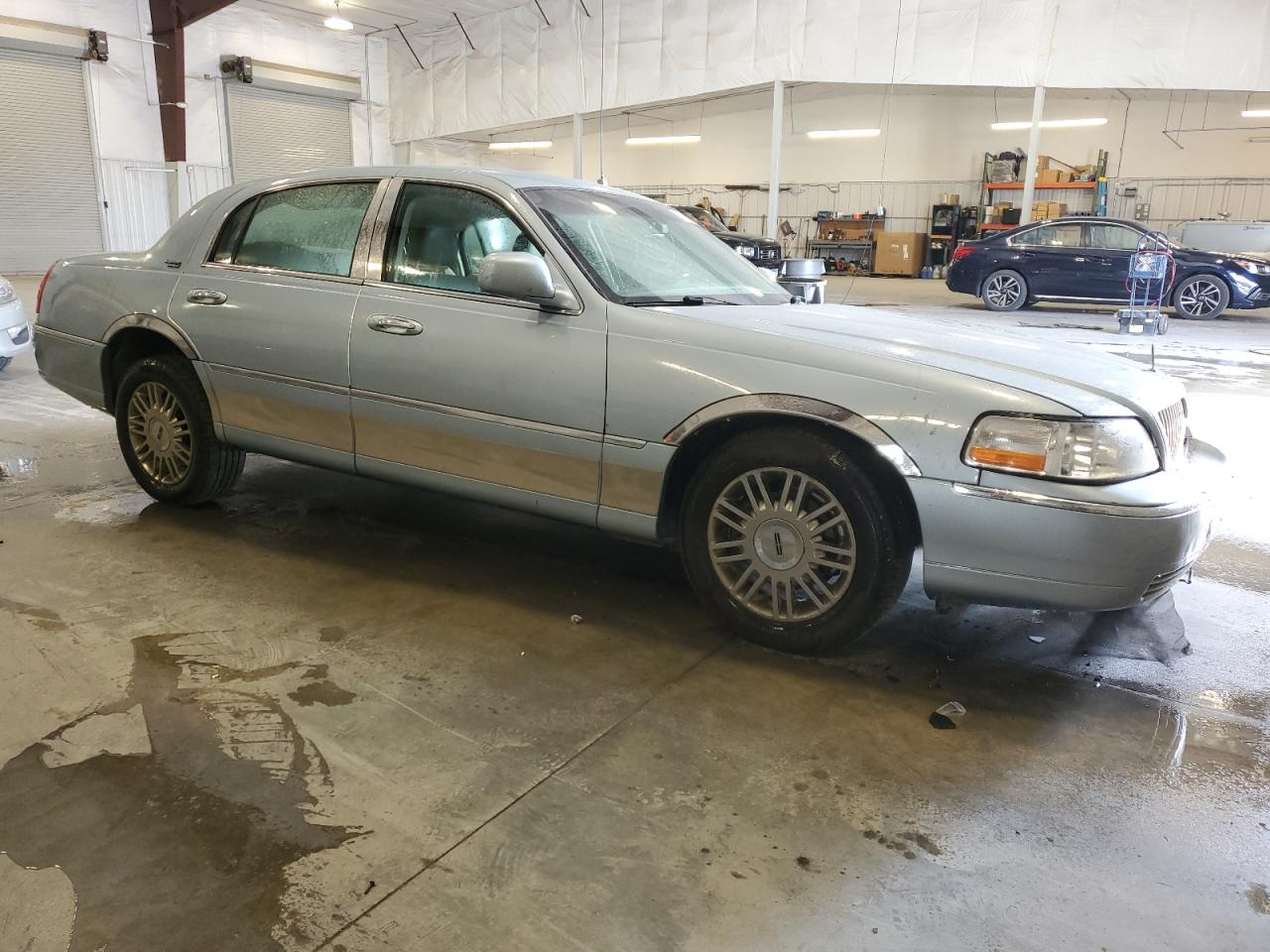 Lot #2928616712 2008 LINCOLN TOWN CAR S