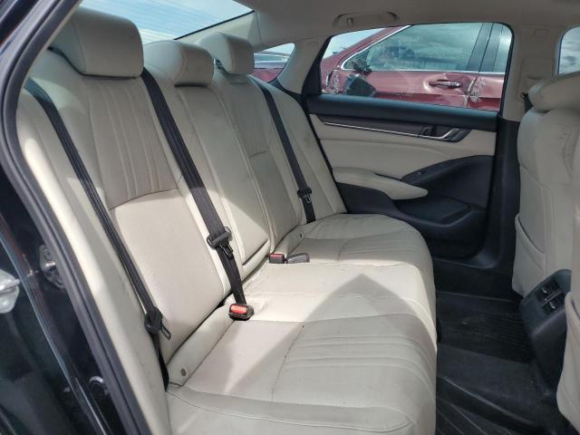 2018 HONDA ACCORD TOU - 1HGCV1F9XJA030422