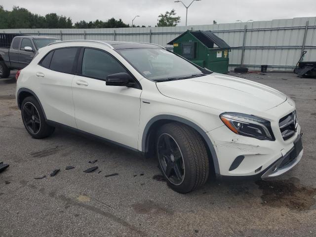 VIN WDCTG4GB9FJ037522 2015 MERCEDES-BENZ GLA-CLASS no.4