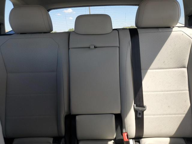 2018 VOLKSWAGEN TIGUAN SE - 3VV2B7AX7JM113676