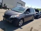 TOYOTA SIENNA LE photo