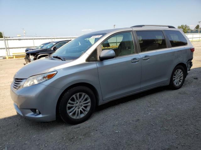 2016 TOYOTA SIENNA XLE - 5TDYK3DC4GS715910