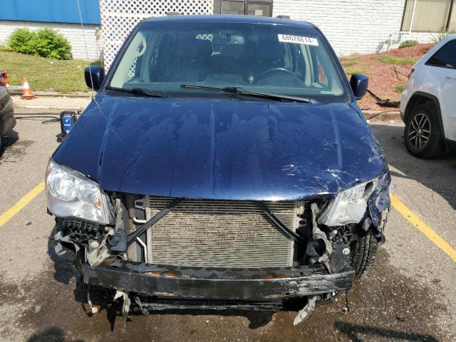 2016 CHRYSLER TOWN & COU - 2C4RC1BG3GR113746
