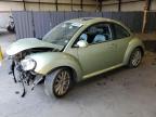 VOLKSWAGEN NEW BEETLE photo