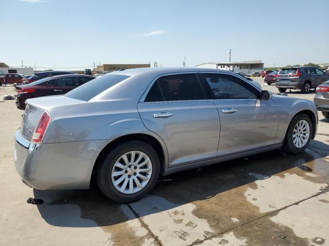 VIN 2C3CCAAG2EH288570 2014 Chrysler 300 no.3