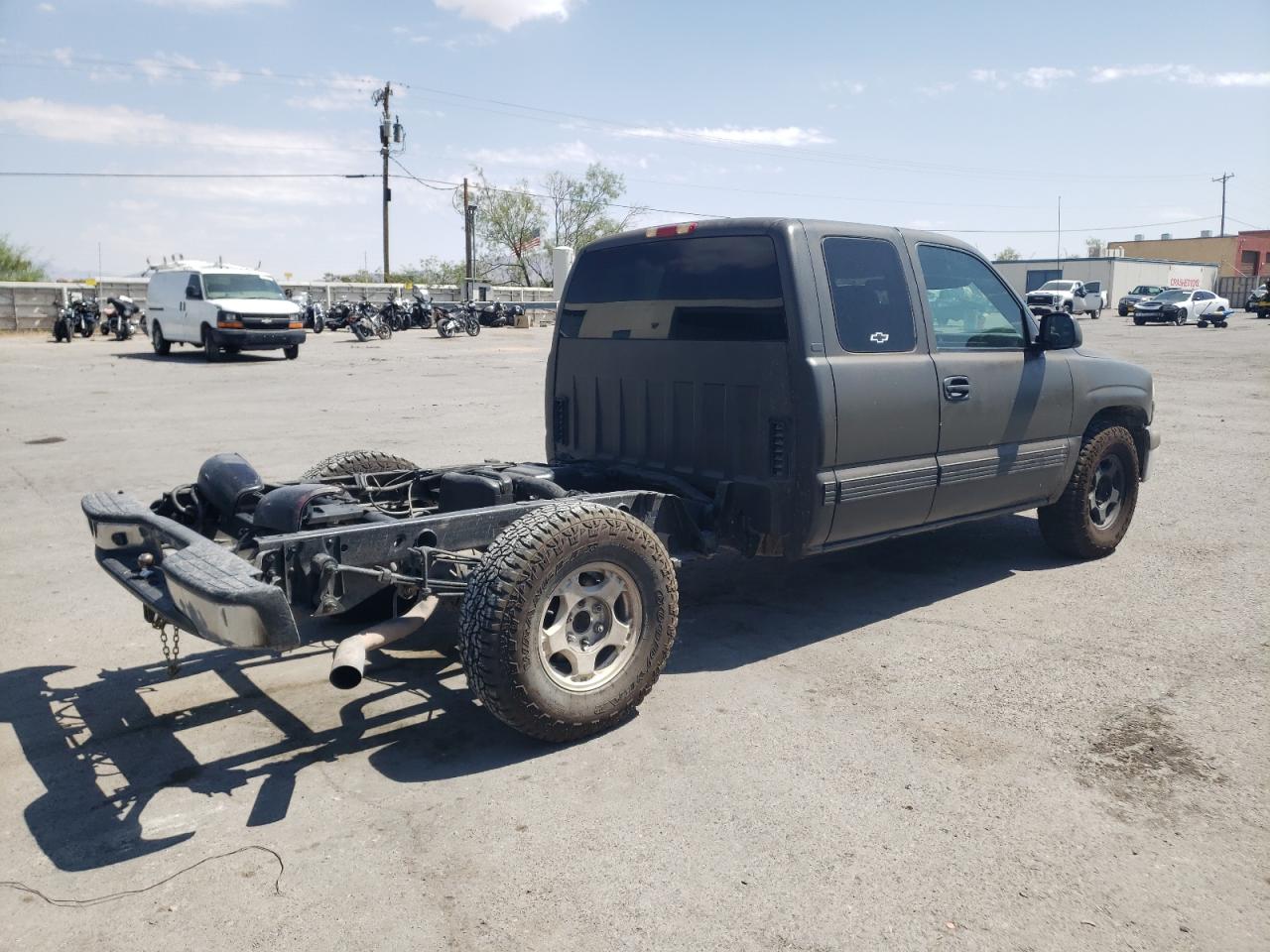 Lot #2749102719 2002 CHEVROLET SILVERADO