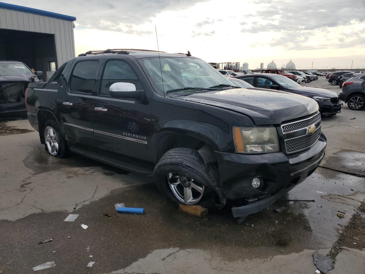 Lot #2811699968 2011 CHEVROLET AVALANCHE