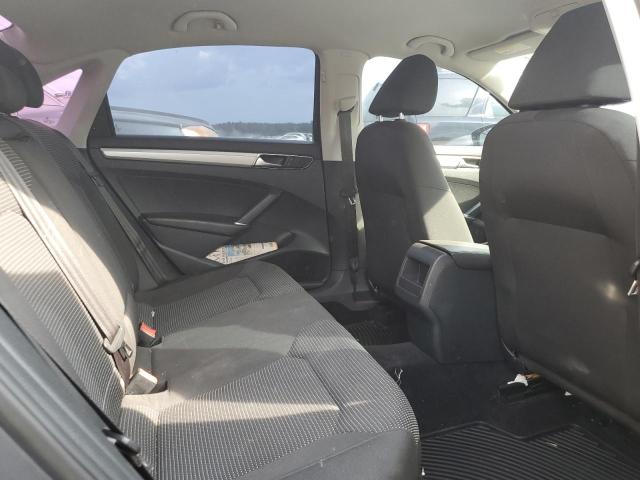 2016 VOLKSWAGEN PASSAT S - 1VWAT7A3XGC009923