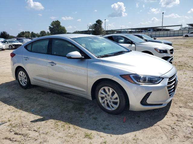 VIN 5NPD74LF9JH348761 2018 Hyundai Elantra, SE no.4