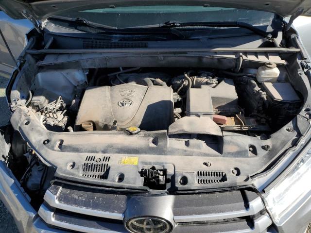 VIN 5TDBZRFH7HS357278 2017 Toyota Highlander, LE no.12