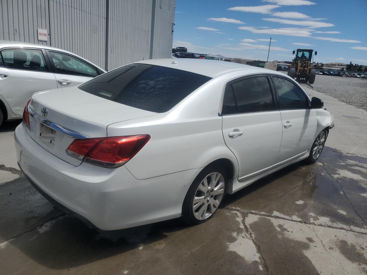 Lot #2904866127 2011 TOYOTA AVALON BAS