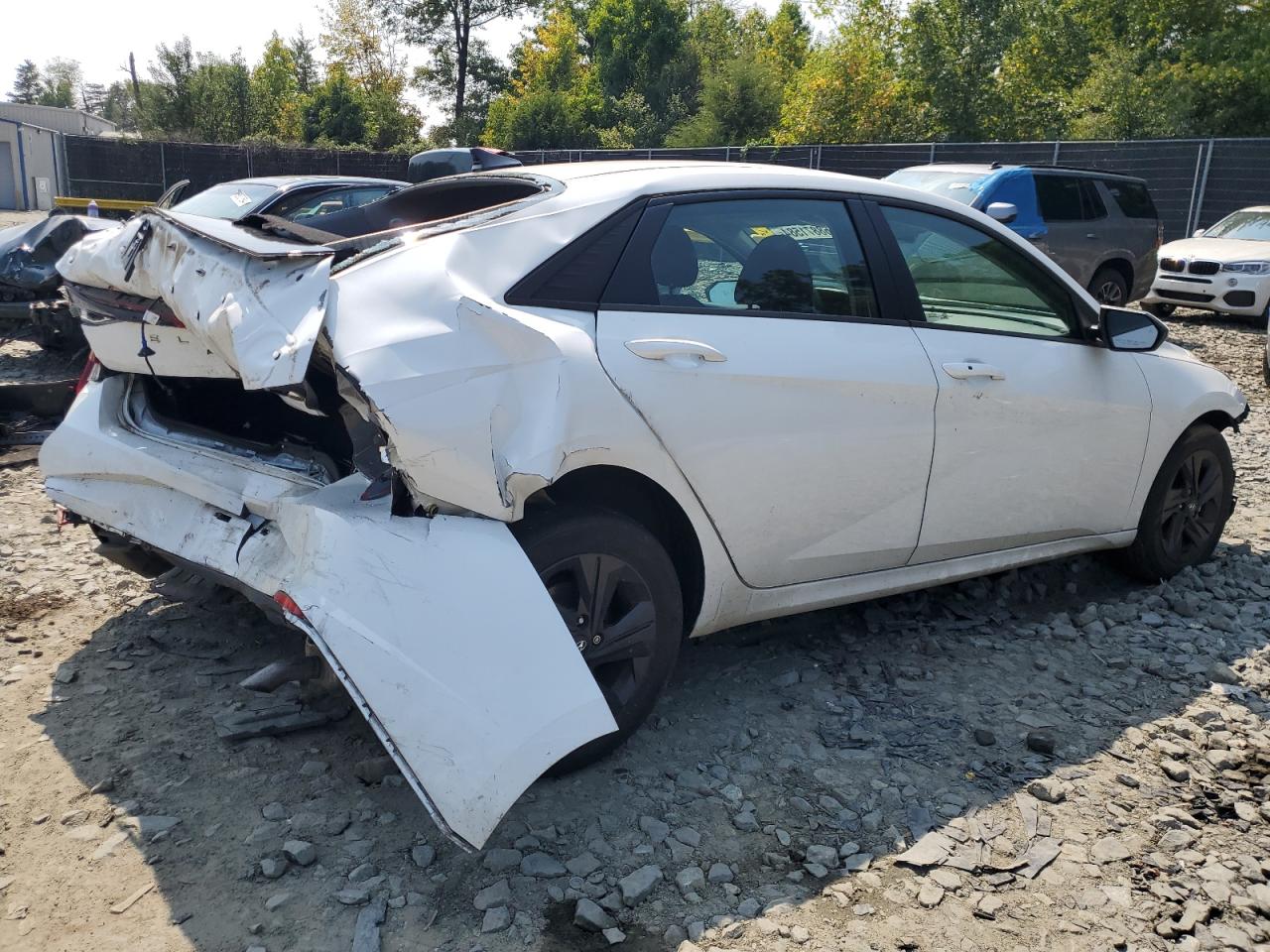 Lot #2895527427 2022 HYUNDAI ELANTRA SE