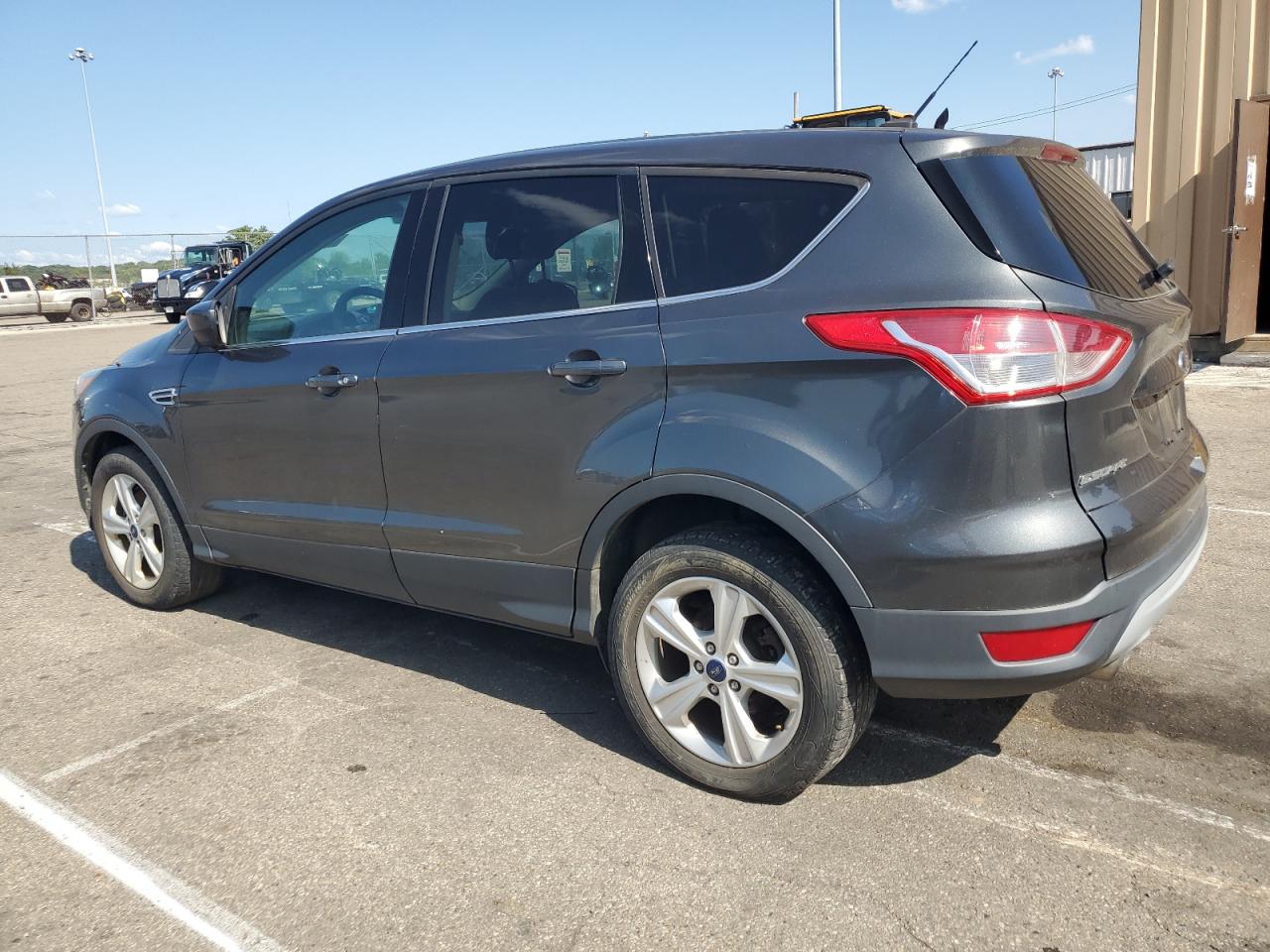 Lot #2771496445 2016 FORD ESCAPE SE