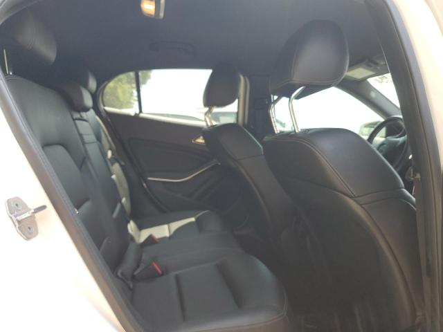 2019 MERCEDES-BENZ GLA 250 - WDCTG4EB9KU014219