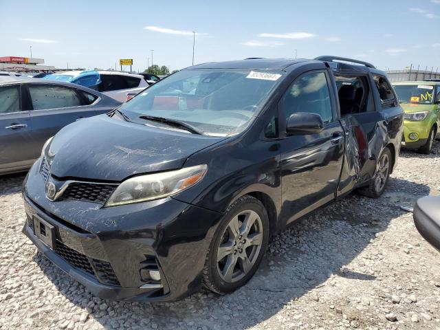 VIN 5TDXZ3DC7JS939820 2018 Toyota Sienna, SE no.1