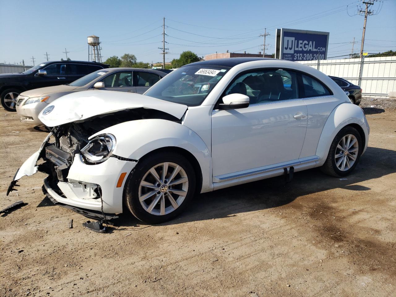 3VWJD7AT5JM725678 VOLKSWAGEN BEETLE SE 2018